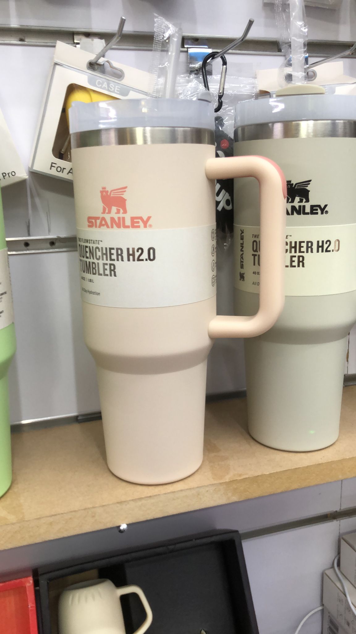 40oz Stanley Quencher H2.0 tumbler